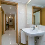 The Metropolitan- Premium-wohnung Mit Balkon- Parkplatz By Interhome *