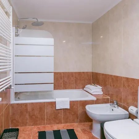 The Metropolitan- Premium-wohnung Mit Balkon- Parkplatz By Interhome Apartament *