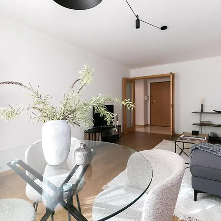 アパート The Metropolitan- Premium-wohnung Mit Balkon- Parkplatz By Interhome