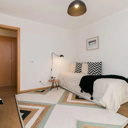 The Metropolitan- Premium-wohnung Mit Balkon- Parkplatz By Interhome アパート
