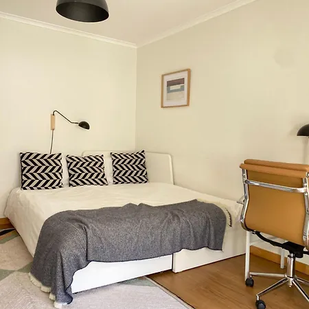 The Metropolitan- Premium-wohnung Mit Balkon- Parkplatz By Interhome * リスボン