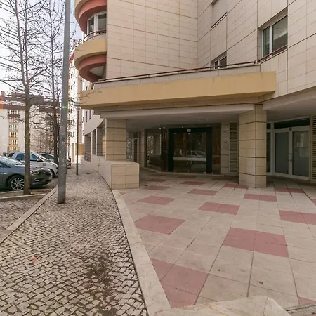 アパート The Metropolitan- Premium-wohnung Mit Balkon- Parkplatz By Interhome *